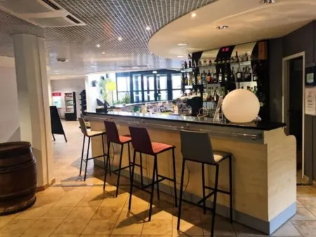 Le Domaine des Fontaines Отели в г. Сен-Пьер-де-Шартрёз