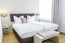 Hotel Lasthaus am Ring- Cologne City