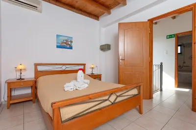 Spiros Beach Villa Large Private Pool Walk to Beach Sea Views A C Wifi Car Not Required - 971 Отели рядом с достопримечательностью «Glika Nera Bay»