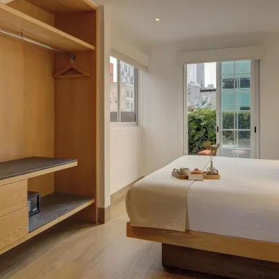 Reforma Guest House Отели рядом с достопримечательностью «Театр «Форо-Шекспир»»
