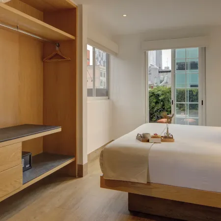 Reforma Guest House