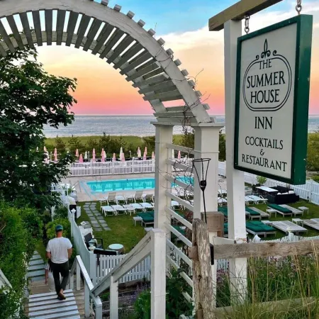 Summer House Hotel