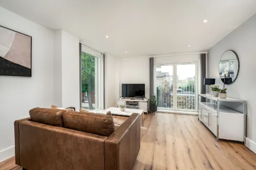 Citystay Living - Dutch's Corner - Condos