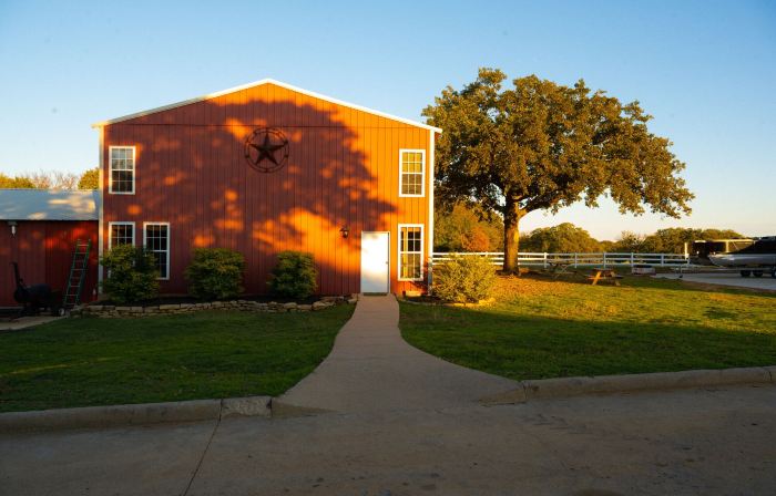 Lone Star Lodge and Marina