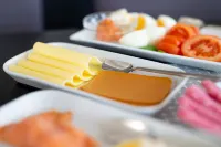 Sjøholt Sommerhotell Bed&Breakfast - breakfast