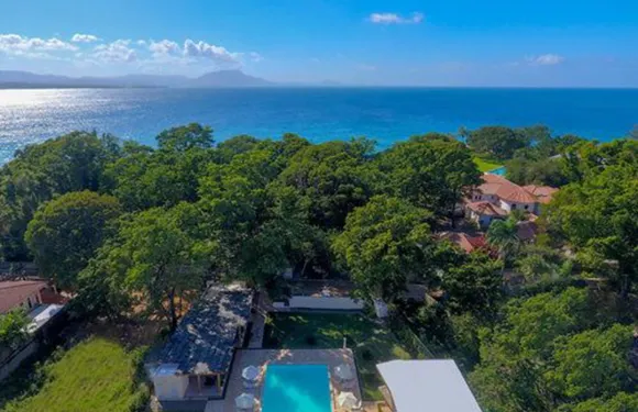 加勒比鑽石精品酒店