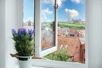 Host & Stay - Captain's Retreat Hotels in Whitby
