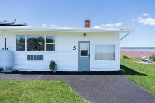 The Breeze Motel Hotels in Kentville