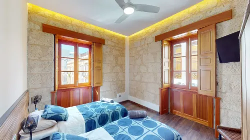 Triana Rooms EH