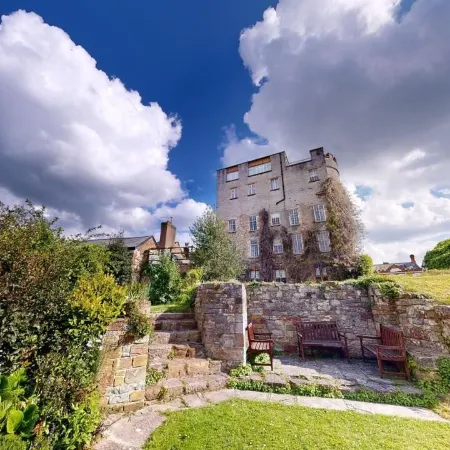 Castle Hotel