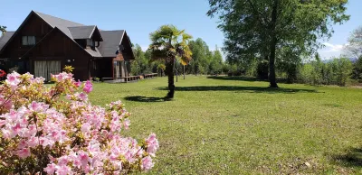 Parque Los Arrayanes & Salon de Eventos Hotels near Marmot