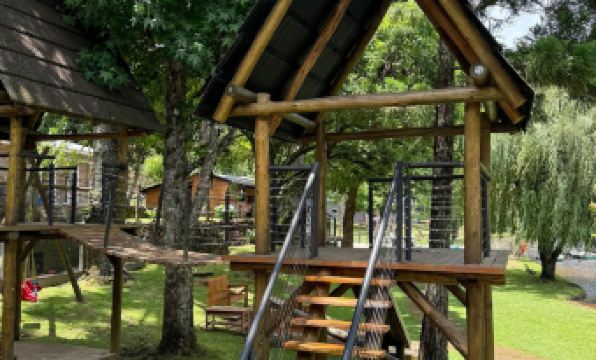 Celeiro Lake Village