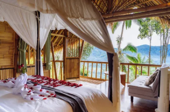 Ayo Hill Villa Hotel dekat Pura Dalem Suci Dukuh Suladri