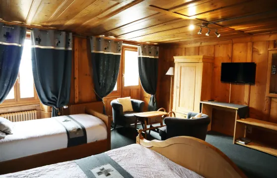 格魯耶爾客房酒店