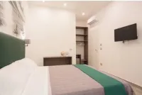 託雷多 1 飯店 拿坡里海岸長廊附近的飯店