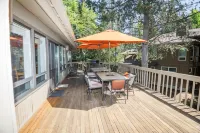 Hot Tub and Recreation Passes with Golf Course View - Stunning Retreat
