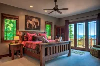 Breathtaking Long-Range Views and Home Theater - Exquisite Mountain Haven