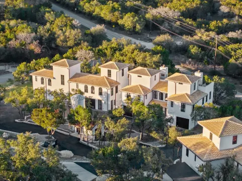 Stunning Valley Views and Firepit Oasis - Luxurious Villa Retreat