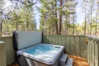 Private Hot Tub and Foosball Game - Charming Classic Cabin