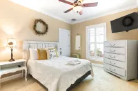 Secluded Pool Oasis and Nature Preserve - Peaceful Beach Retreat