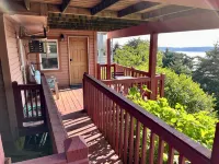Ocean View and Private Deck - Exquisite Alaskan Sanctuary Các khách sạn ở Kodiak