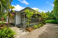 Tropical Oasis with Outdoor Living Spaces - Charming Hawaiian Retreat