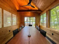 Private Dock and Breathtaking Views - Exquisite Lakefront Oasis