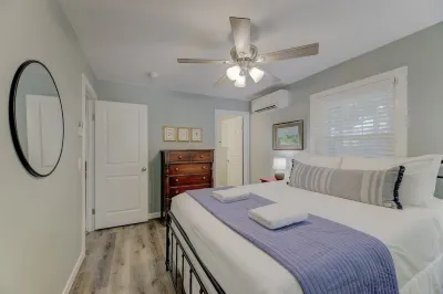 Open Concept Living and Shady Outdoor Oasis - Charming Modern Retreat Hotels near Trenholm Plaza