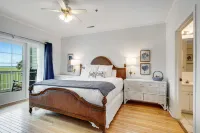 Marsh Winds 2K Hotels near Folly Beach