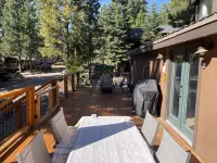 Outdoor Hot Tub and Spacious Living Area - Charming Retreat 國王海灘住宿飯店