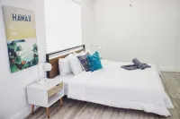 Steps to Beach and Cozy Dining Nook - Charming Coastal Escape