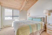 Breathtaking Ocean Views and Cozy Living Space - Inviting Coastal Retreat Hotels in Neskowin