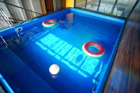 Palais de Pondichéry - Pools