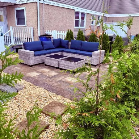 Ultimate Family Beach Retreat - Walk to Beach & Bay - Large & Spacious