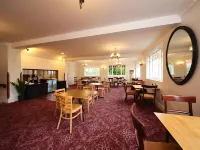 Hotel Blue & Cottages, Katoomba - breakfast