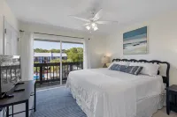 Gulf Front and Double Balconies - Gorgeous Coastal Retreat