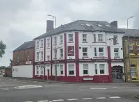 The Swan Hotel فنادق في Woburn