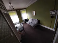 Captivating 1-Bed Apartment in Blackpool Hotels in Poulton-le-Fylde