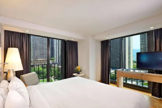 Radisson Blu Aqua Hotel, Chicago