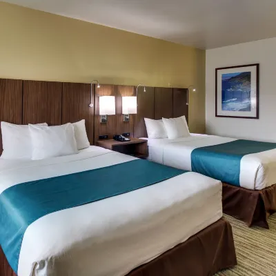 The Stevenson Monterey Hotels near Monterey History and Art Museum