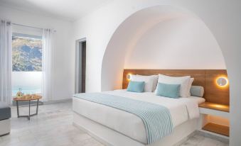 Santorini Kastelli Resort