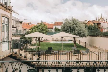 Torel Royal Court Отели рядом с достопримечательностью «Guimarães Historical City Centre»