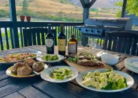 Steelhead Inn