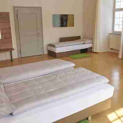 Klosterhotel Kreuz Rooms