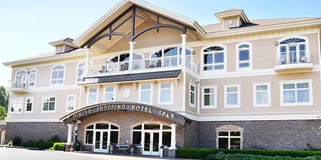 Riverwalk Place Resort & Spa Отели в г. Gladwin County