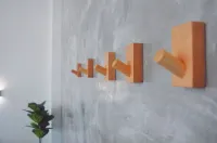 3 bedroom - Hostels