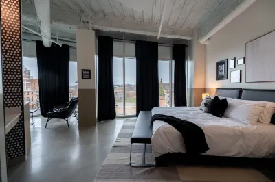 Arch + Cable Hotel Hotels in Mankato