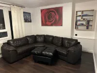 Stylish 1BR Apt w/ Fireplace & High-speed Wifi Hotels in Beckenham