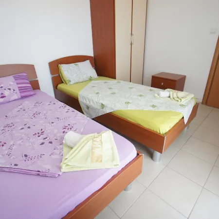 Petrovac Bay Apartments