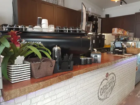 Tall Trees Motel Mountain Retreat Отели в г. Вонгаваллан